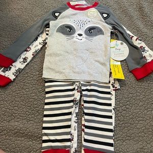 NWT 2 set of pajamas